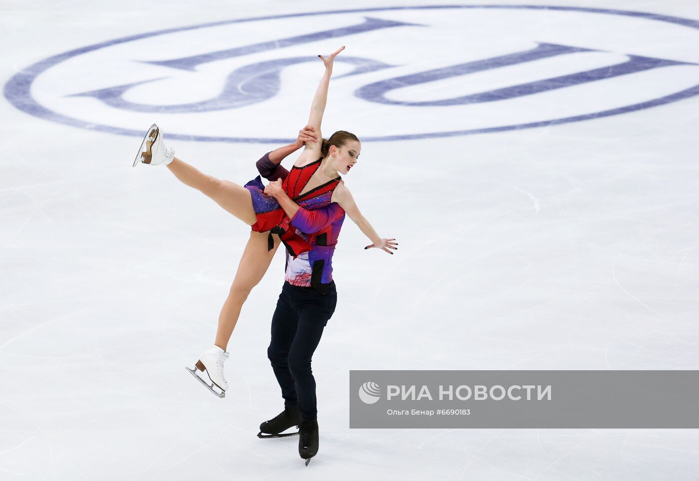 Фигурное катание. III этап Гран-при. Пары. Произвольная программа