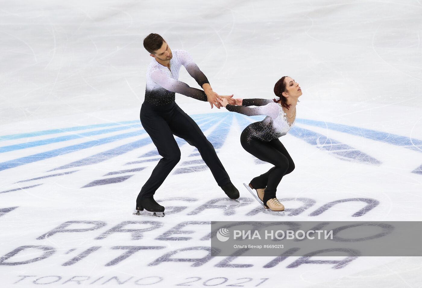 Фигурное катание. III этап Гран-при. Пары. Произвольная программа