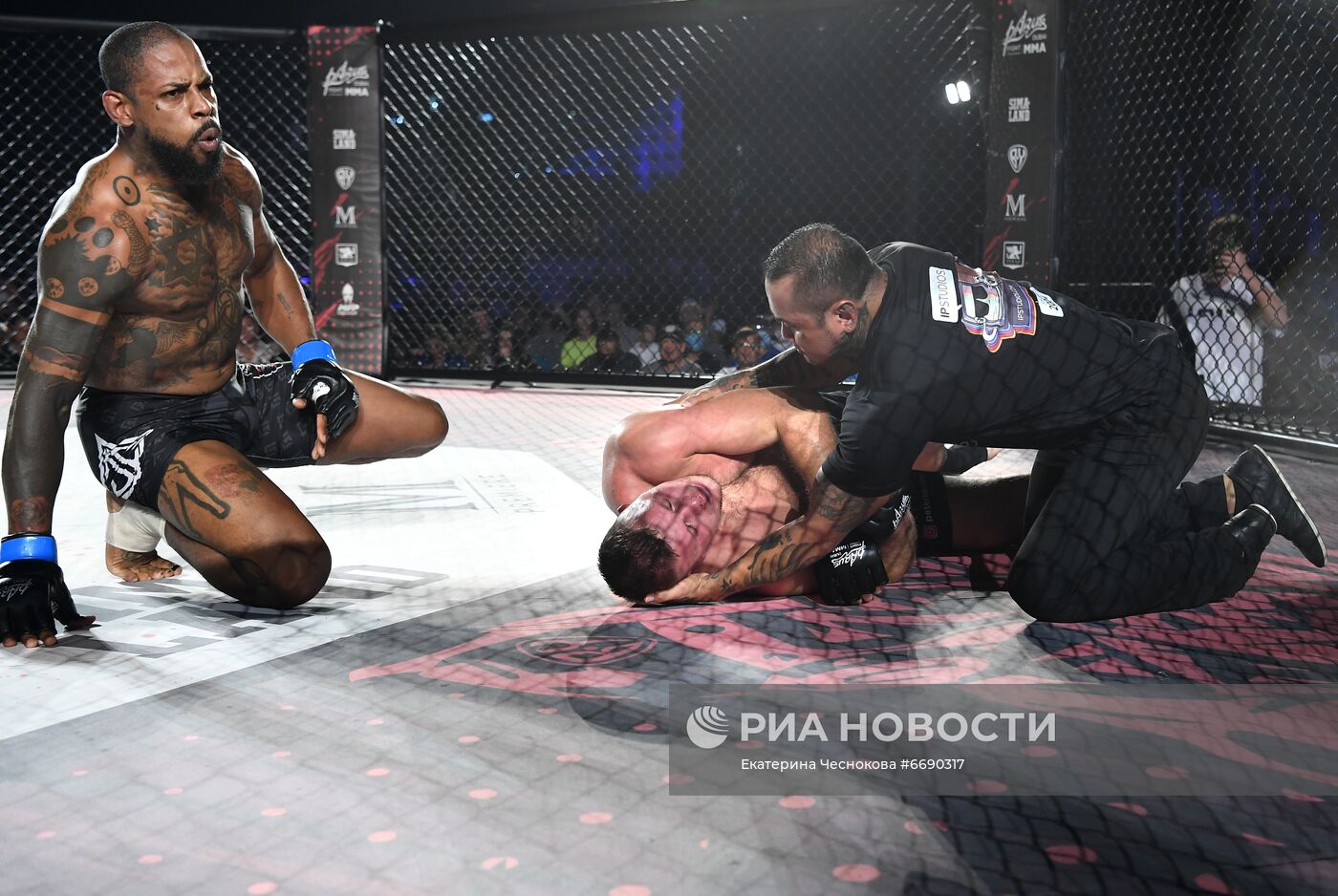 ММА турнир PARUS Fight Championship