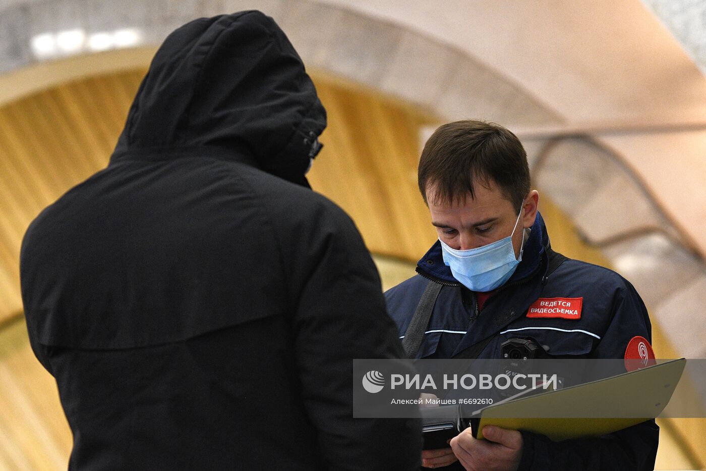 Контроль соблюдения масочного режима пассажирами в общественном транспорте