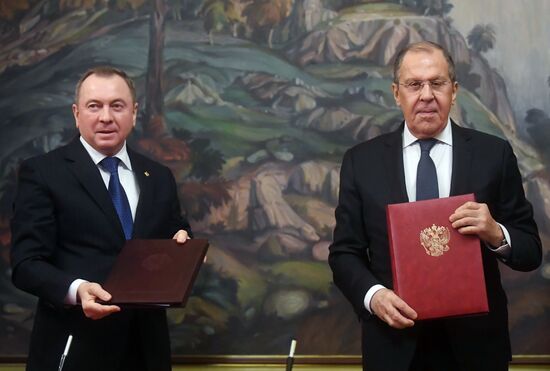 Заседание коллегий МИД России и МИД Белоруссии с участием С. Лаврова и В. Макея