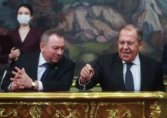 Заседание коллегий МИД России и МИД Белоруссии с участием С. Лаврова и В. Макея