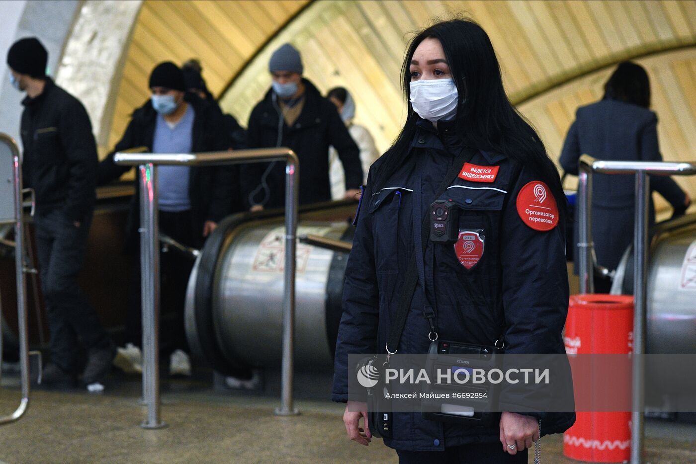 Контроль соблюдения масочного режима пассажирами в общественном транспорте 