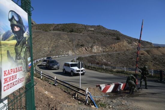 Работа российского миротворческого контингента в Нагорном Карабахе