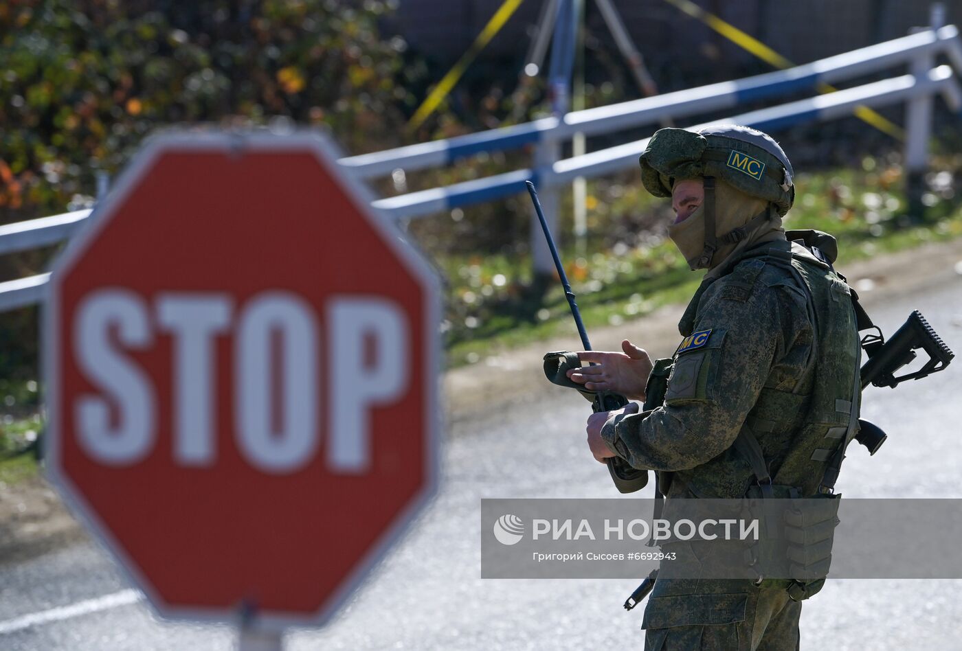 Работа российского миротворческого контингента в Нагорном Карабахе