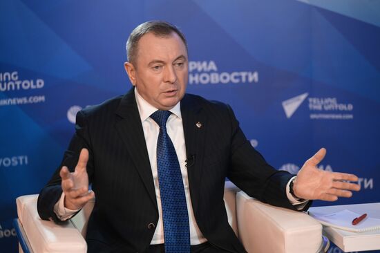 Интервью главы МИД Белоруссии В. Макея РИА Новости