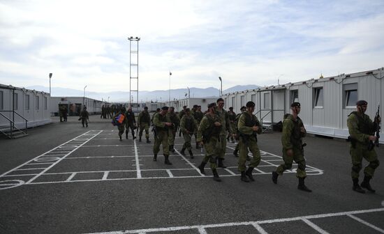 Работа российского миротворческого контингента в Нагорном Карабахе