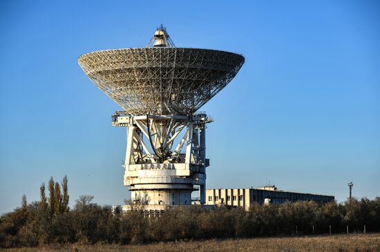 Радиотелескоп РТ-70 в Крыму