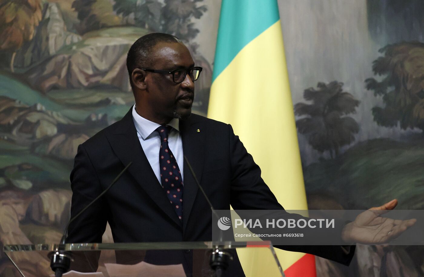 Встреча глав МИД России и Мали С. Лаврова и А. Диопа