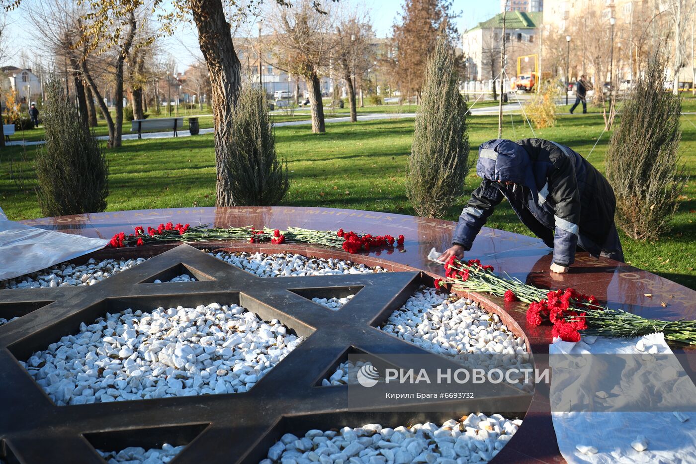 В Волгограде осквернили новый памятник жертвам Холокоста