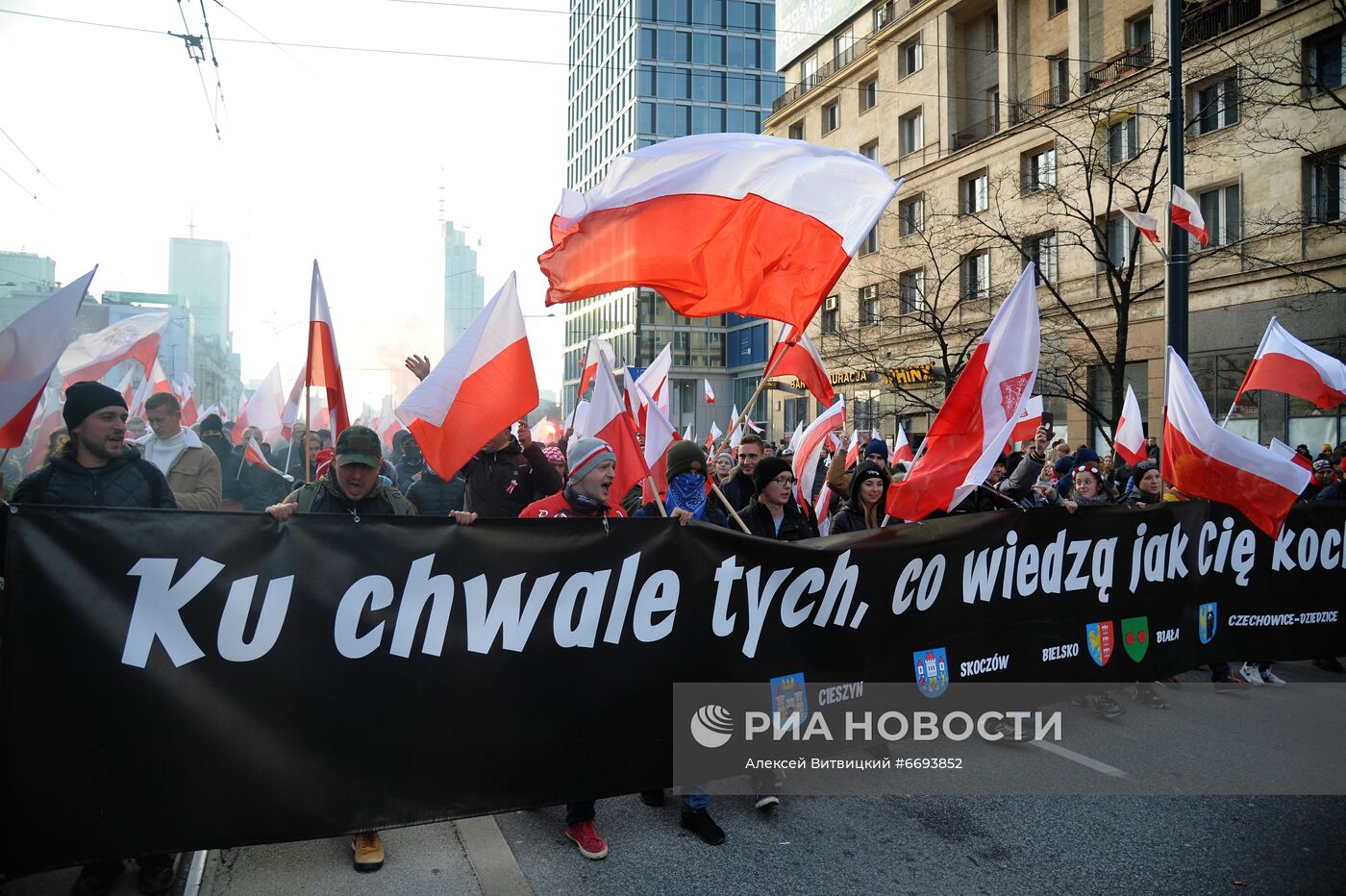 Марш националистов в Варшаве