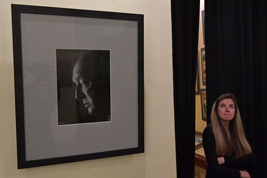 Презентация архива писателя В. Набокова в Пушкинском доме РАН в Санкт-Петербурге