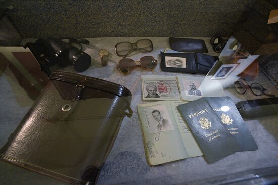 Презентация архива писателя В. Набокова в Пушкинском доме РАН в Санкт-Петербурге