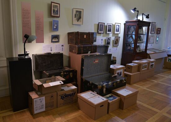 Презентация архива писателя В. Набокова в Пушкинском доме РАН в Санкт-Петербурге