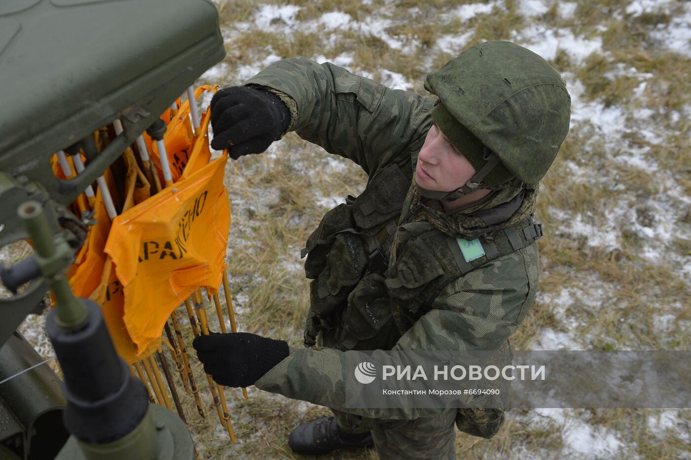 Тактико-специальные учения подразделения РХБЗ Таманской дивизии