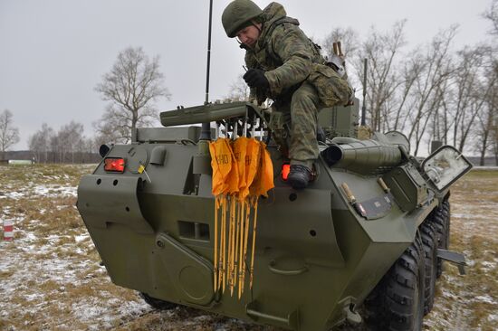 Тактико-специальные учения подразделения РХБЗ Таманской дивизии