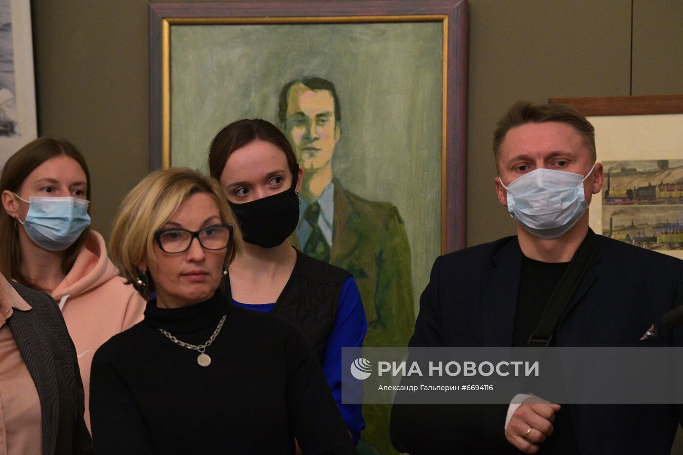 Презентация архива писателя В. Набокова в Пушкинском доме РАН в Санкт-Петербурге