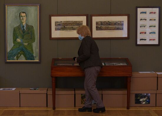 Презентация архива писателя В. Набокова в Пушкинском доме РАН в Санкт-Петербурге