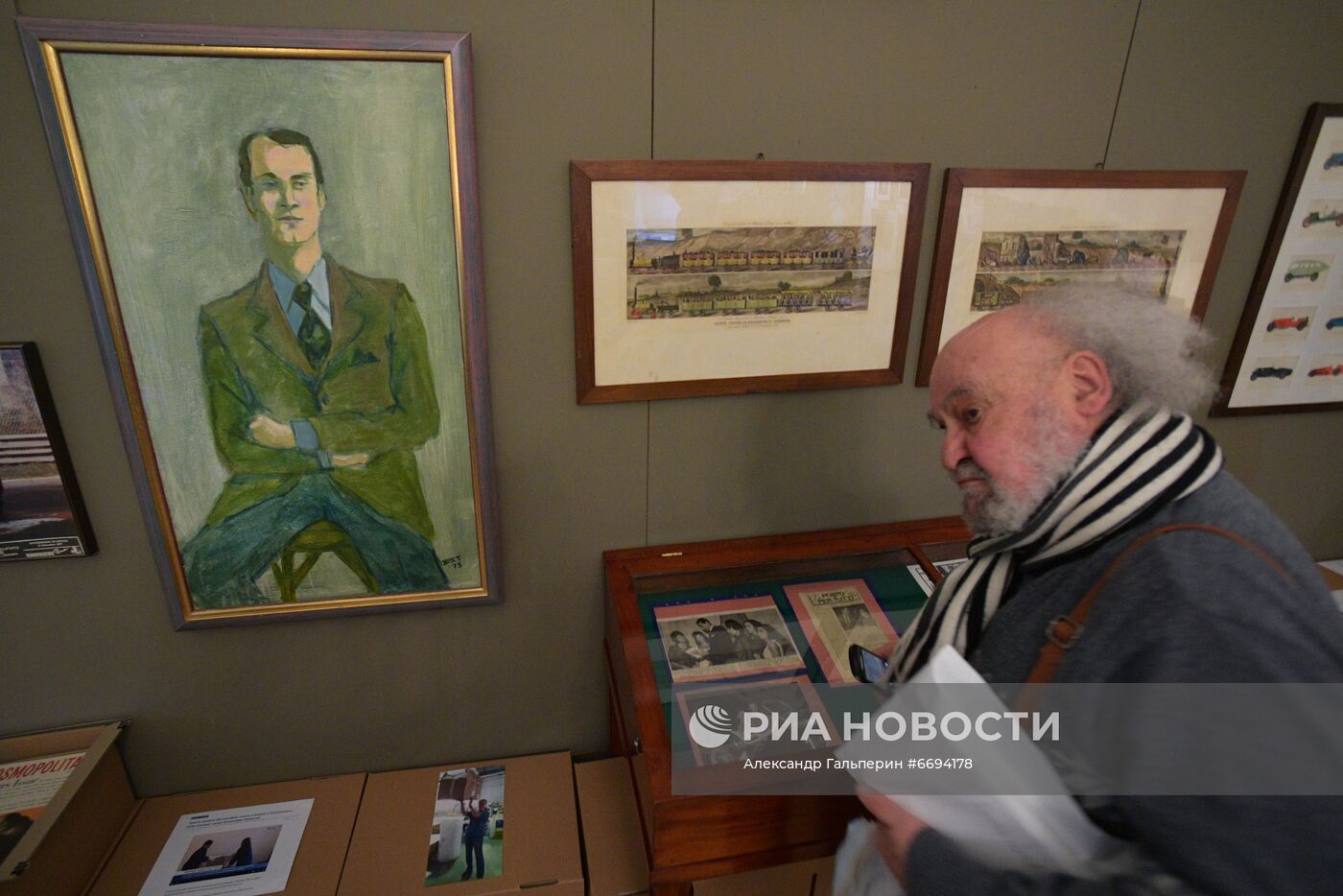 Презентация архива писателя В. Набокова в Пушкинском доме РАН в Санкт-Петербурге