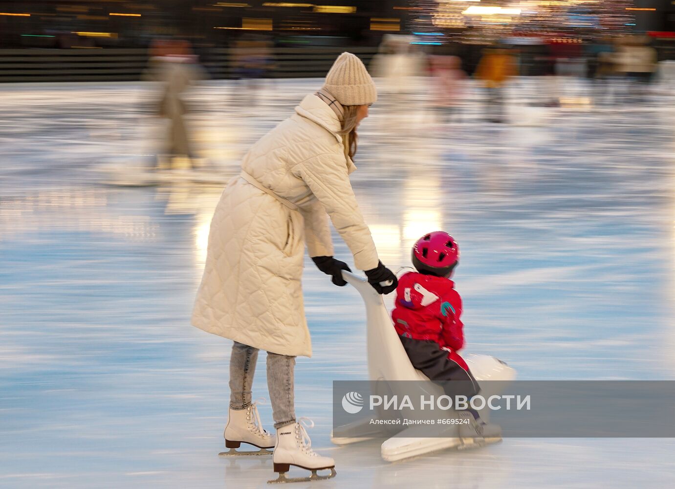 Открытие ледовых катков в Санкт-Петербурге