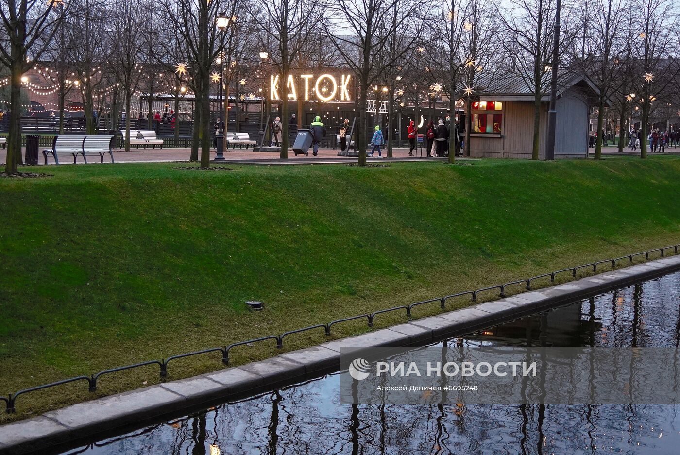 Открытие ледовых катков в Санкт-Петербурге