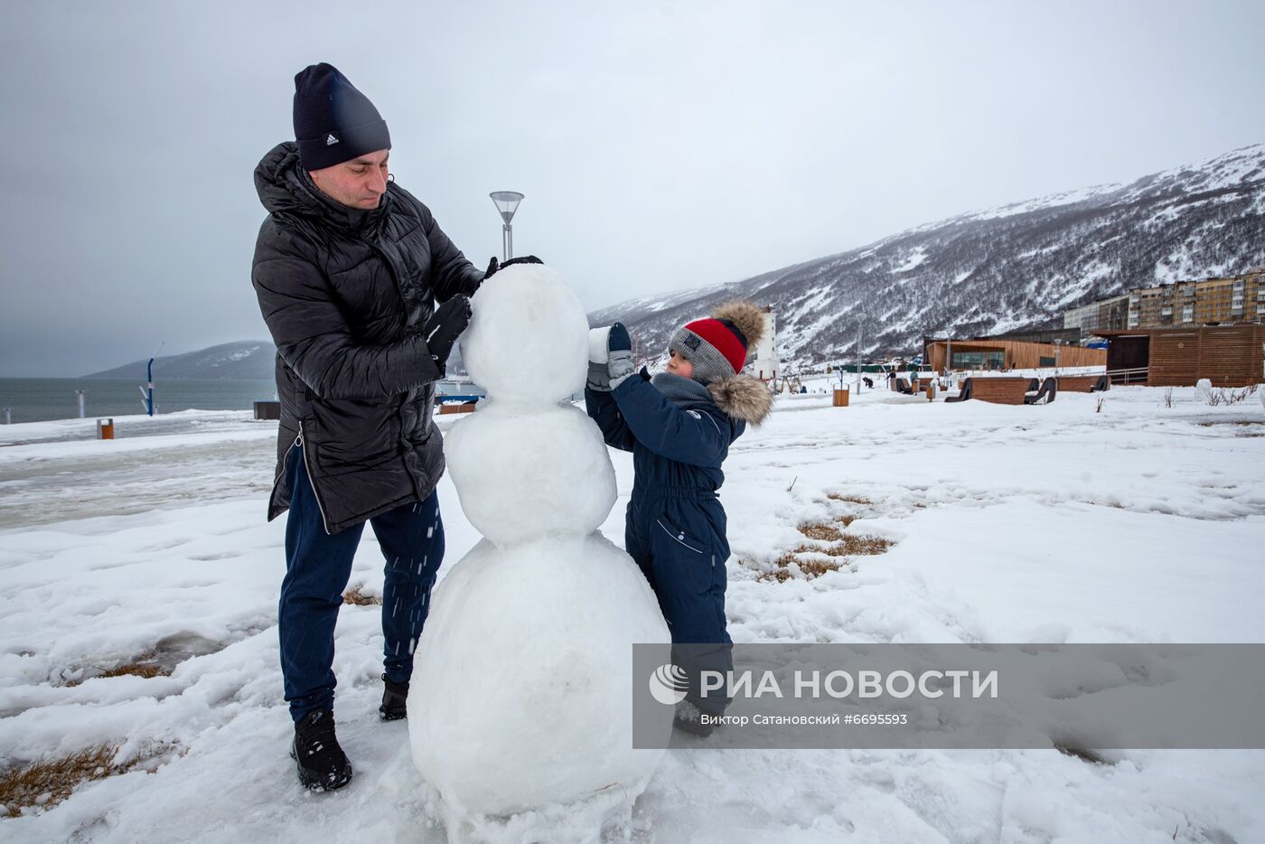 Снег в Магадане