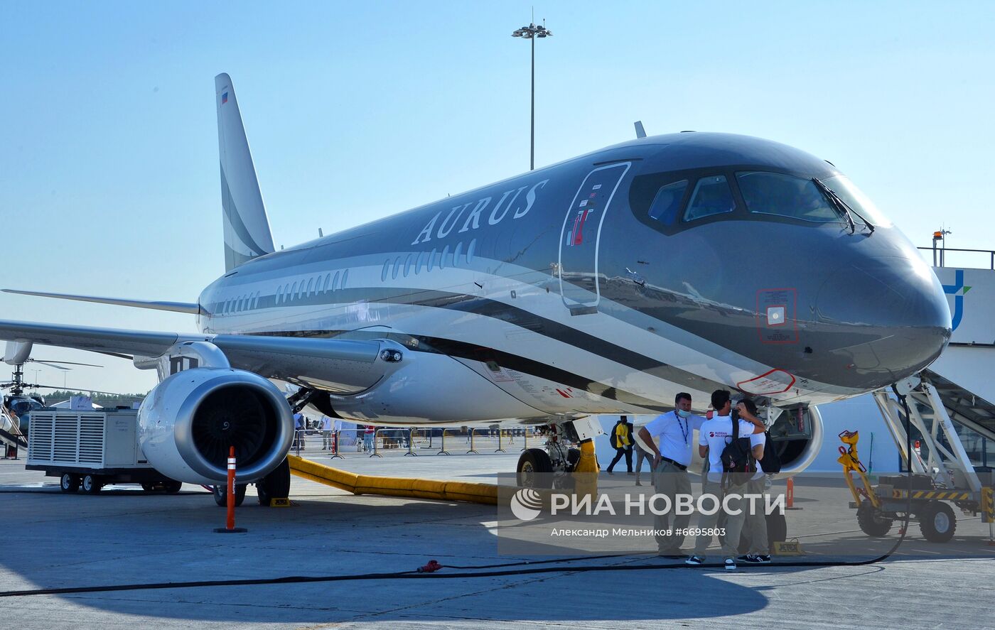 Авиакосмический салон Dubai Airshow 2021