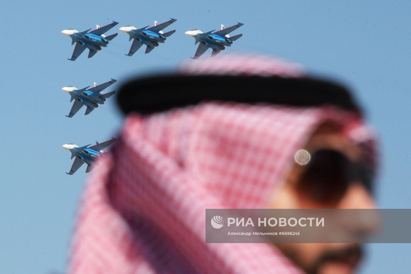 Авиакосмический салон Dubai Airshow 2021