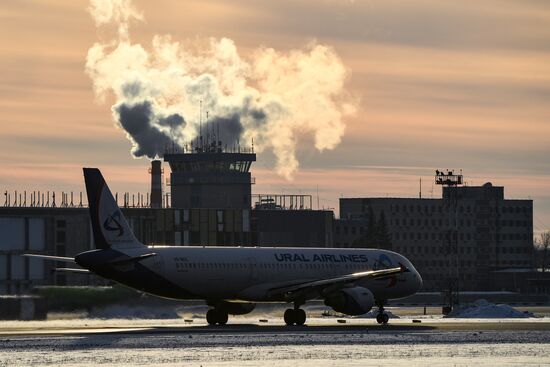Самолёты в аэропорту Новосибирска