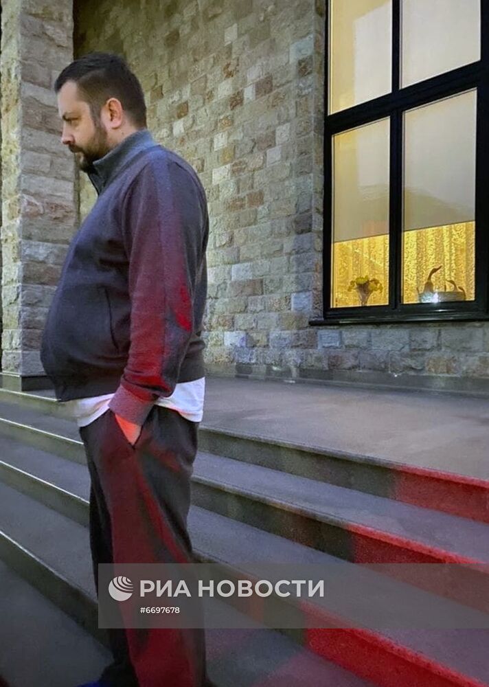 Обыски у проректора РАНХиГС В. Федотова и финансового директора университета А. Ефремова