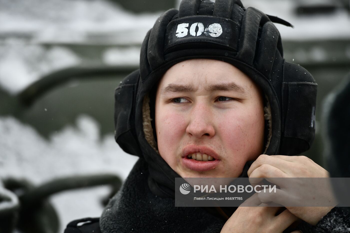 Выпускные экзамены у курсантов учебного центра ЦВО в Свердловской области