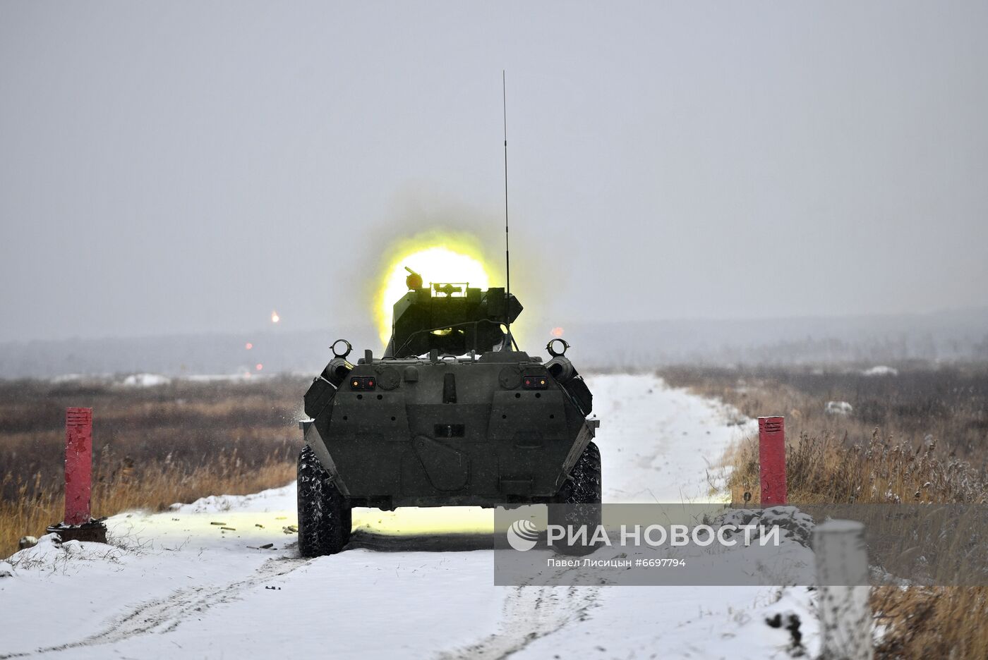 Выпускные экзамены у курсантов учебного центра ЦВО в Свердловской области