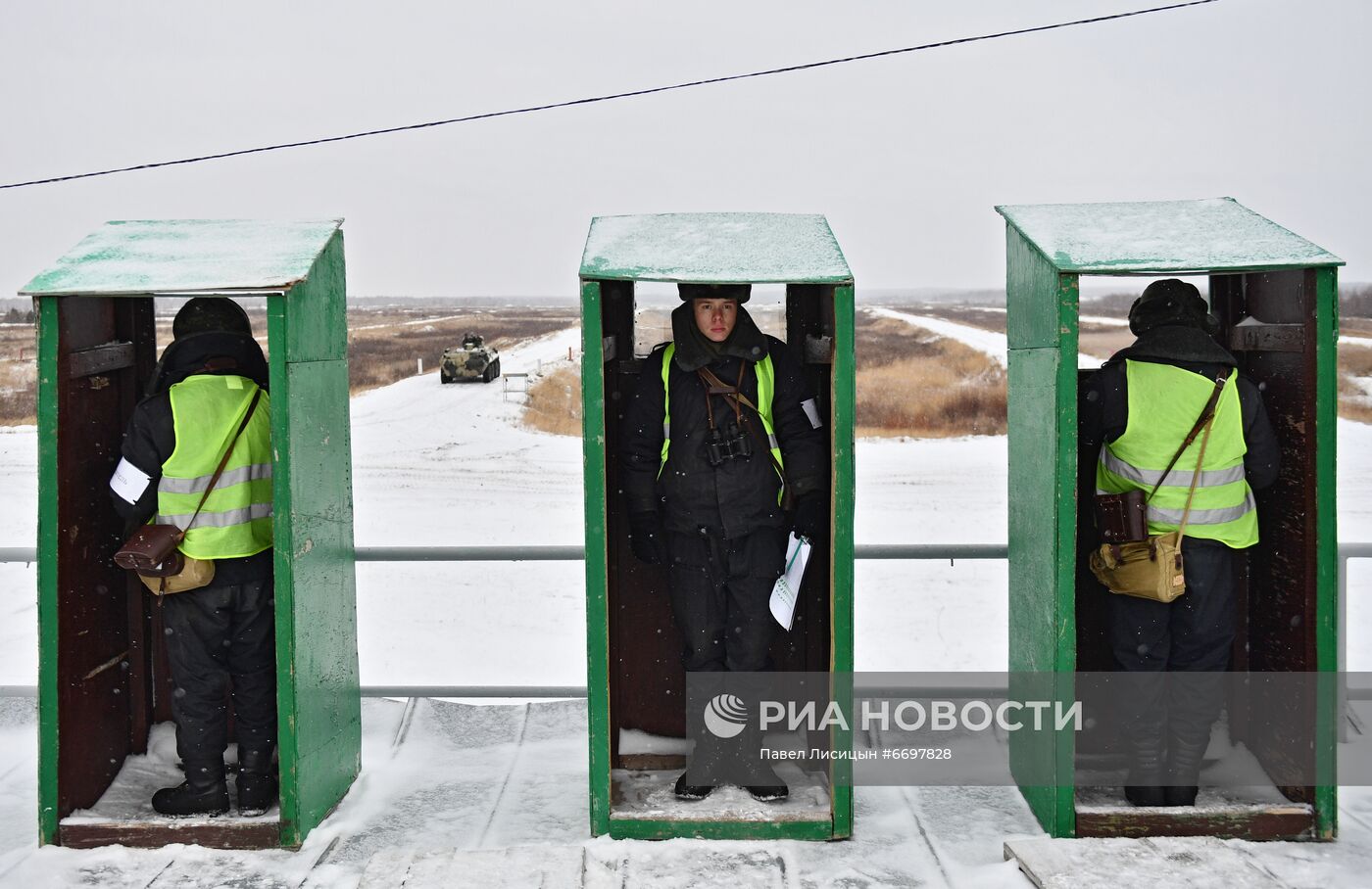 Выпускные экзамены у курсантов учебного центра ЦВО в Свердловской области