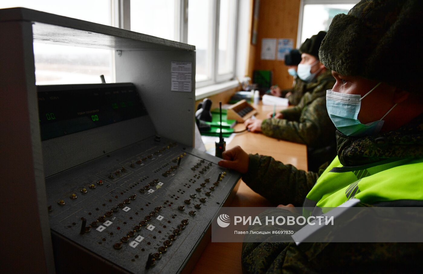 Выпускные экзамены у курсантов учебного центра ЦВО в Свердловской области