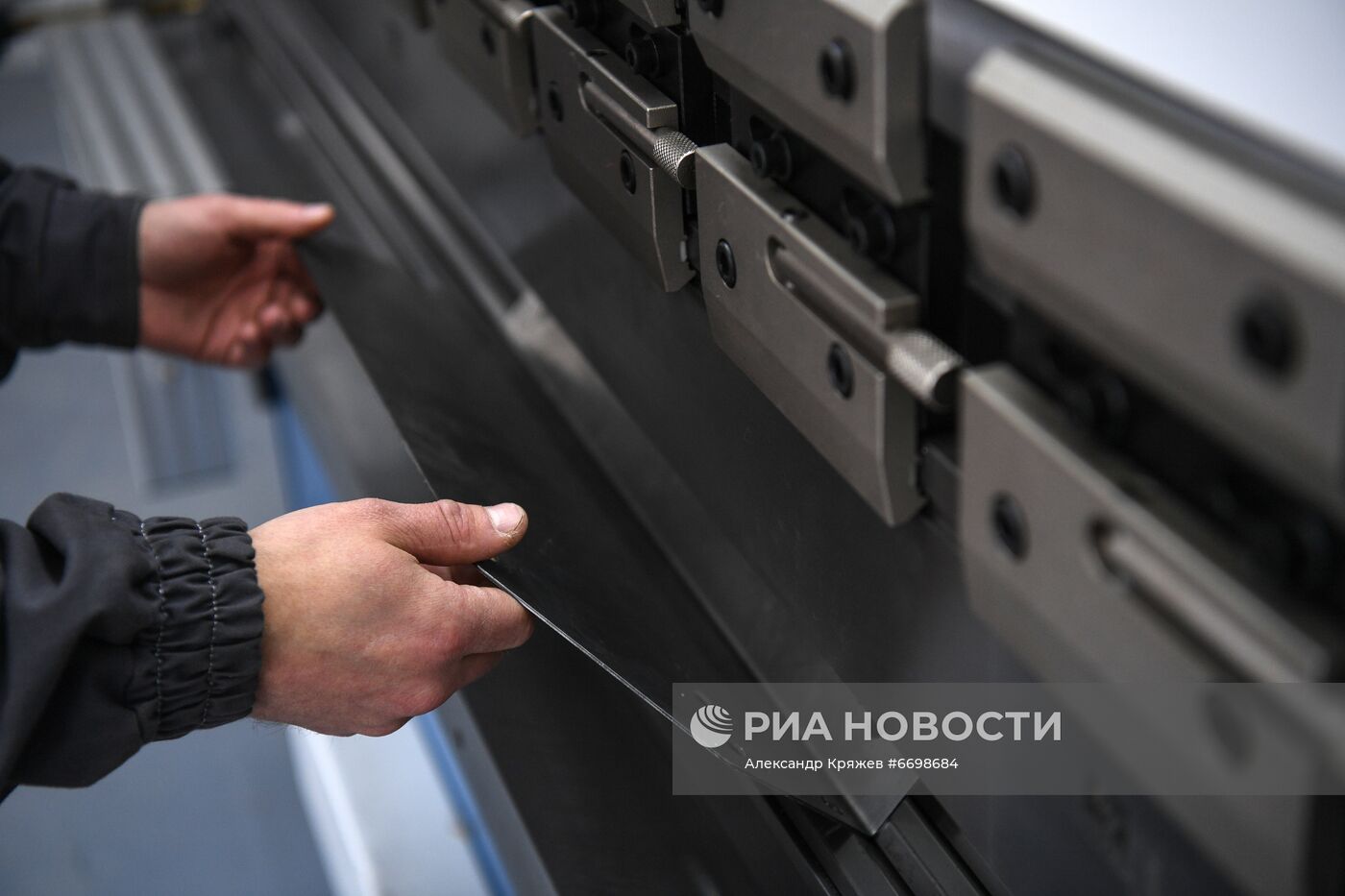 Компания "Универсальные терминал системы" в Томске