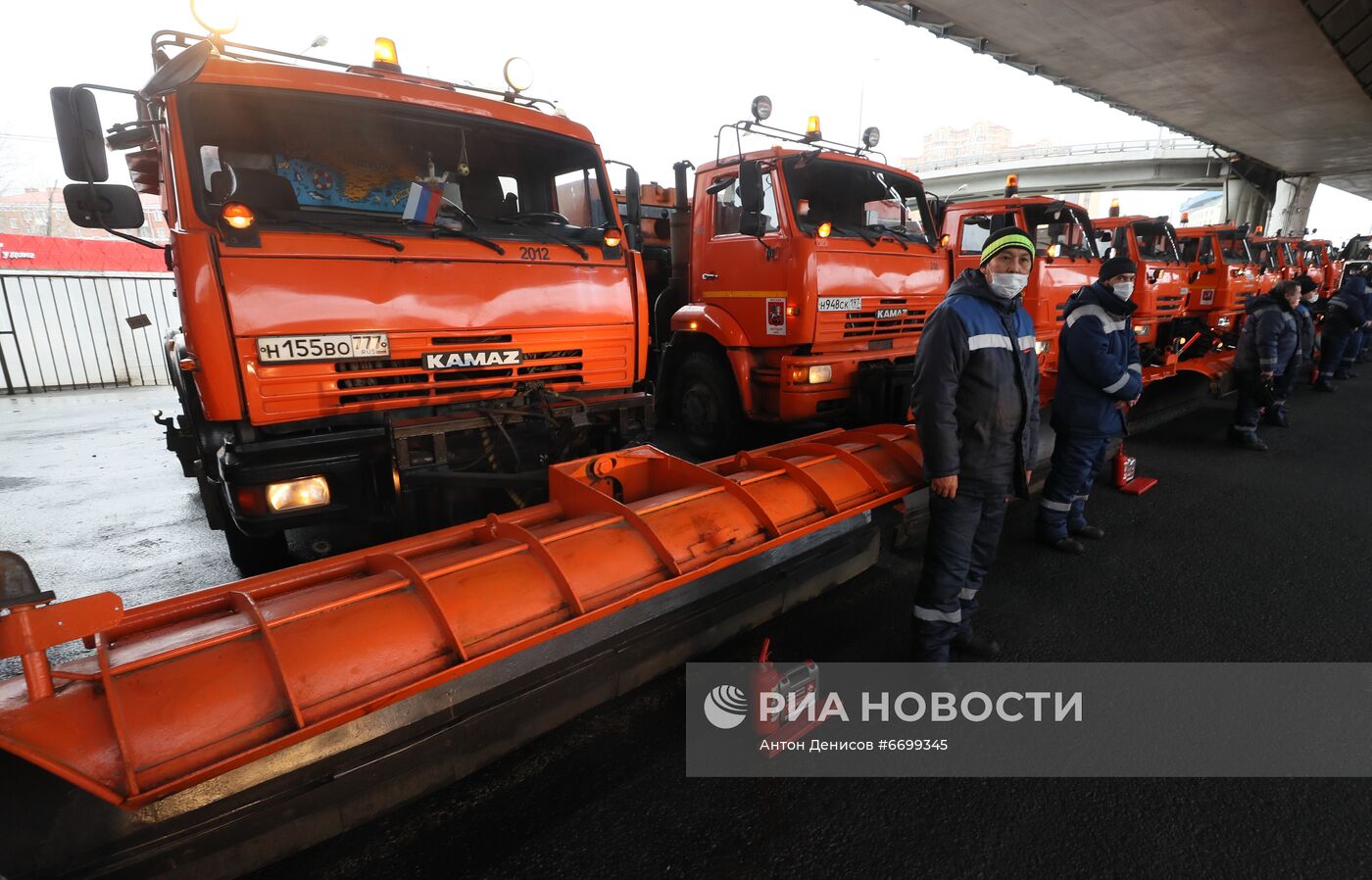 Демонстрация готовности коммунальных служб Москвы к зимнему сезону