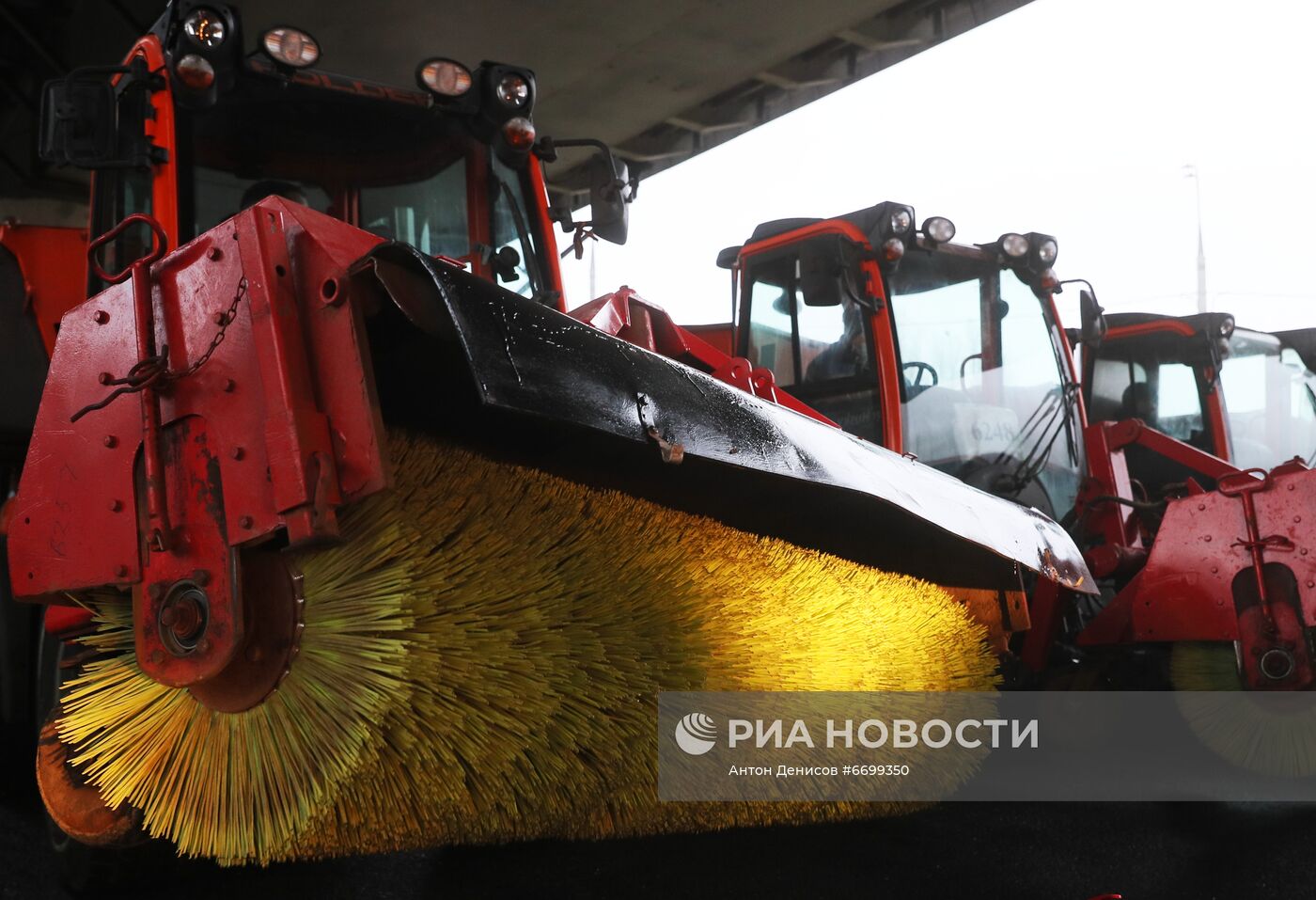 Демонстрация готовности коммунальных служб Москвы к зимнему сезону