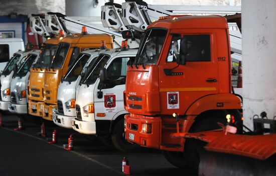 Демонстрация готовности коммунальных служб Москвы к зимнему сезону