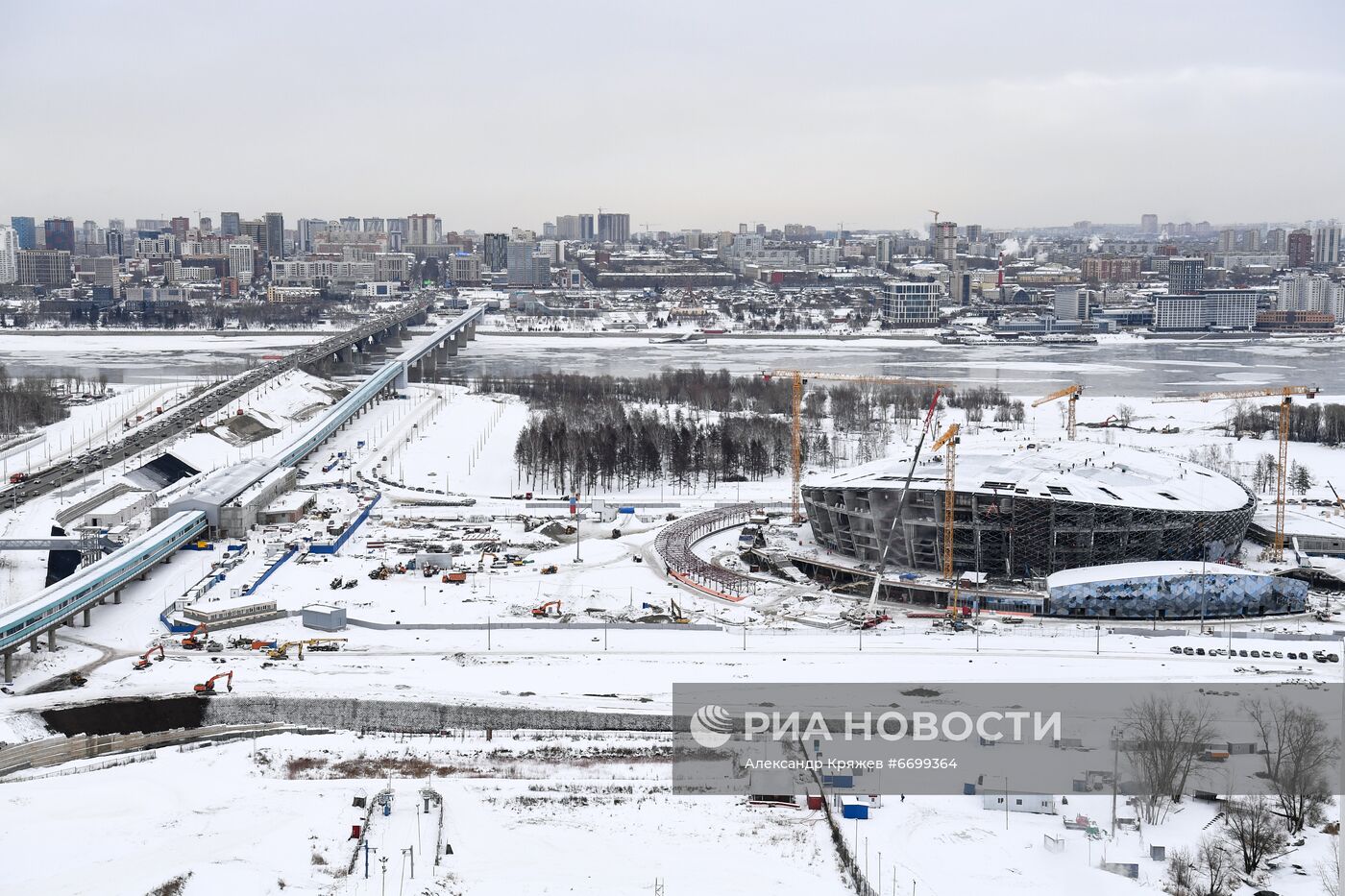 Строительство хоккейного стадиона в Новосибирске, на котором пройдут матчи МЧМ-2023