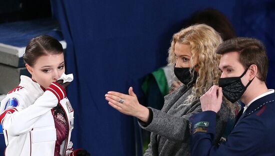 Фигурное катание. V этап Кубка мира. Женщины. Произвольная программа