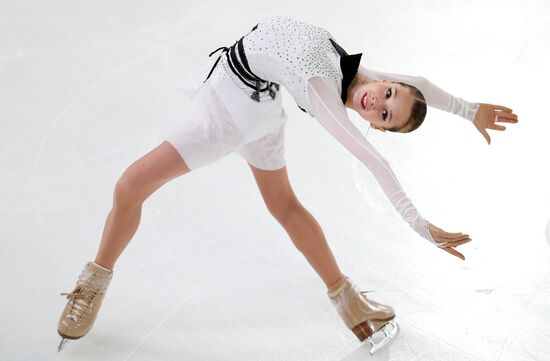 Фигурное катание. V этап Кубка мира. Женщины. Произвольная программа