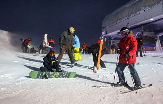 Открытие горнолыжного сезона на курорте "Большой Вудьявр" в Мурманской области