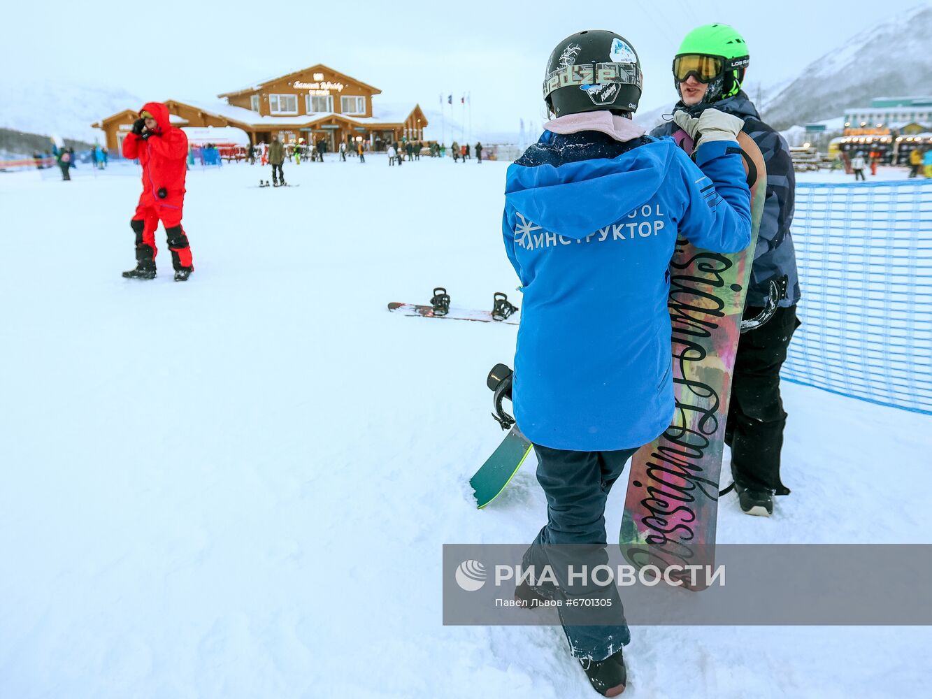 Открытие горнолыжного сезона на курорте "Большой Вудьявр" в Мурманской области