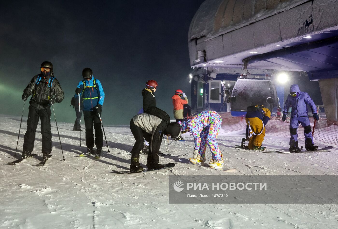 Открытие горнолыжного сезона на курорте "Большой Вудьявр" в Мурманской области