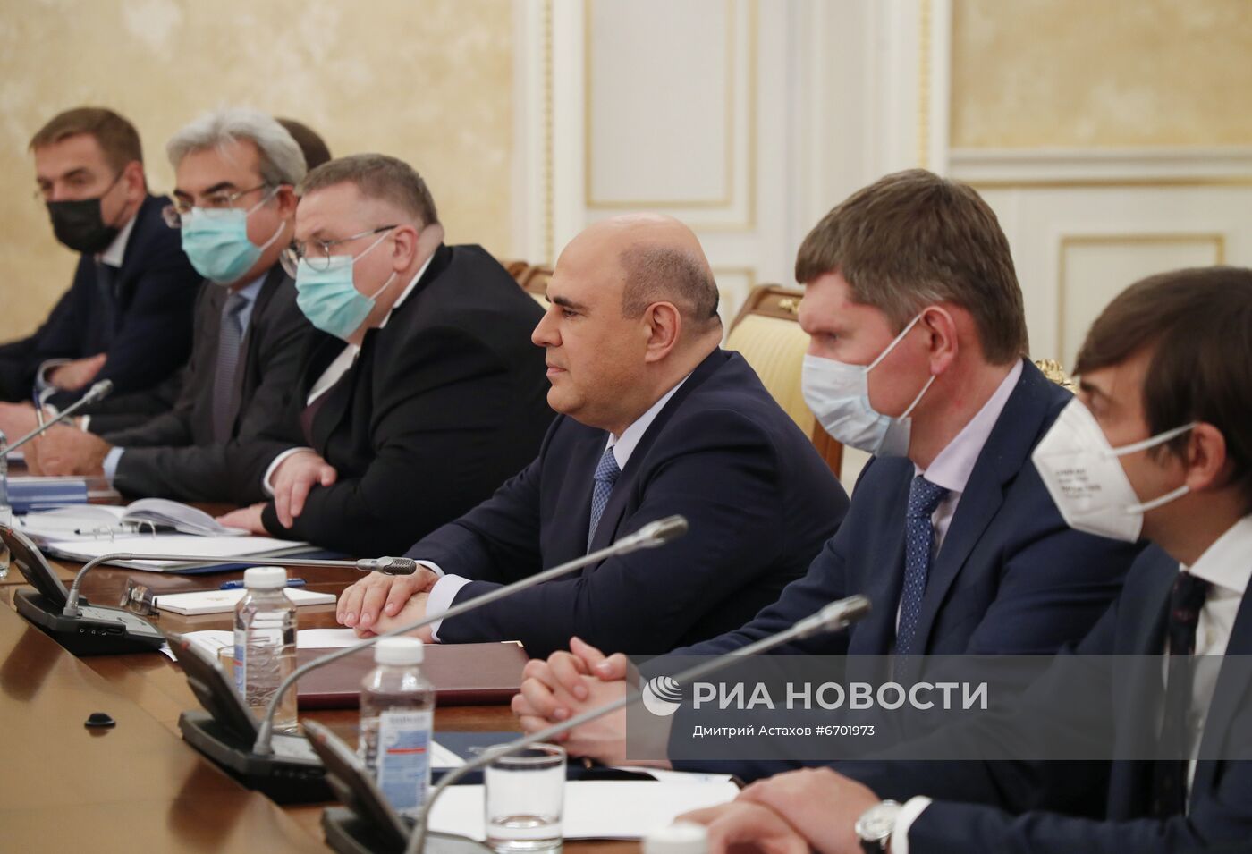 Премьер-министр РФ М. Мишустин встретился с премьер-министром Киргизии А. Жапаровым