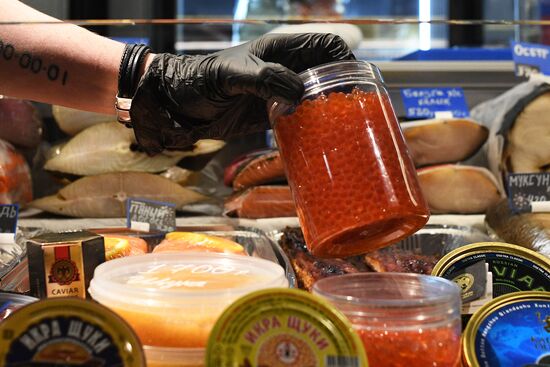 Продажа икры и рыбы в Москве