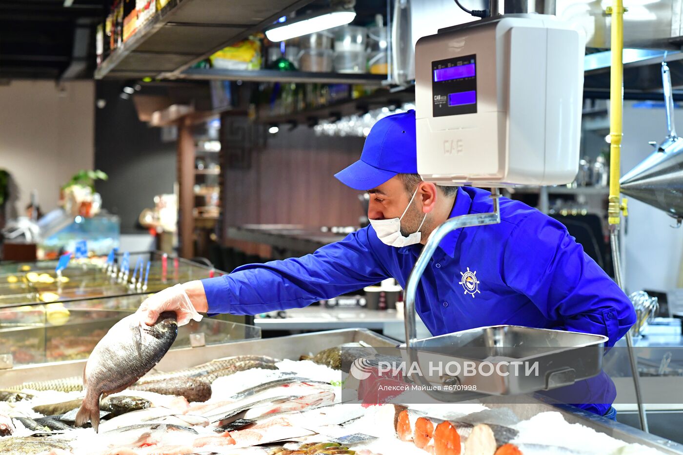 Продажа икры и рыбы в Москве