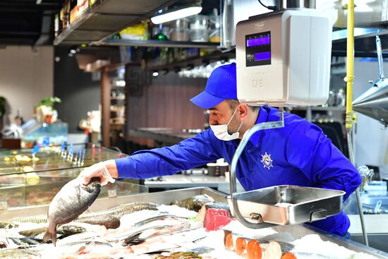 Продажа икры и рыбы в Москве