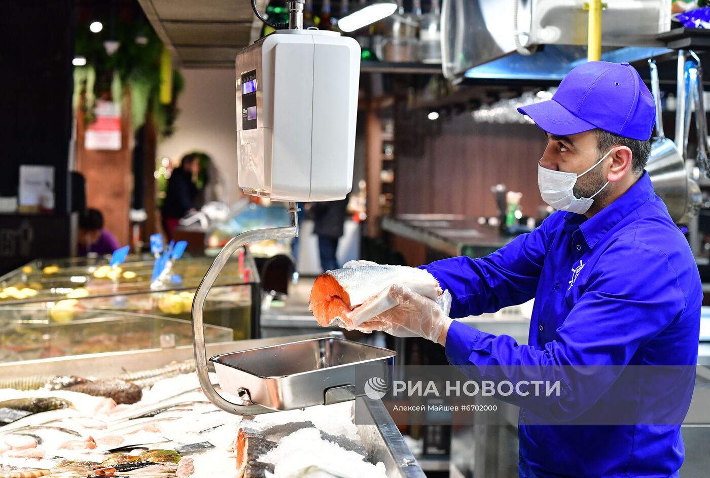 Продажа икры и рыбы в Москве