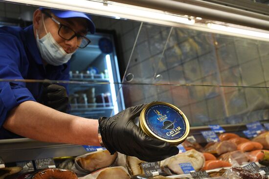 Продажа икры и рыбы в Москве